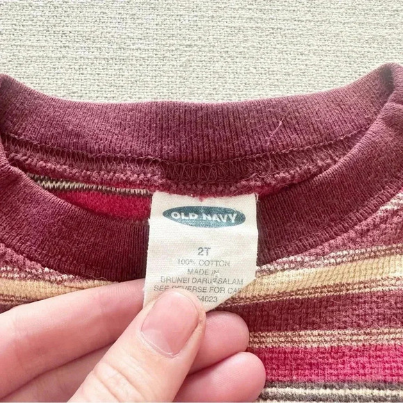 Vintage Kids Old Navy Burgundy + Cream Striped Long Sleeve Tee Size 2T - Picture 3 of 5